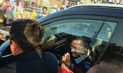 AAP will give befitting punishment to sacrilege perpetrators: Kejriwal AAP will give befitting punishment to sacrilege perpetrators: Kejriwal