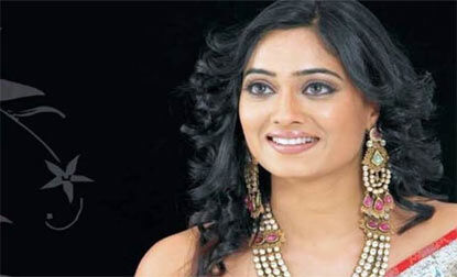 MP: TV actor Shweta Tiwari booked for hurting religious sentiments through her remark on God