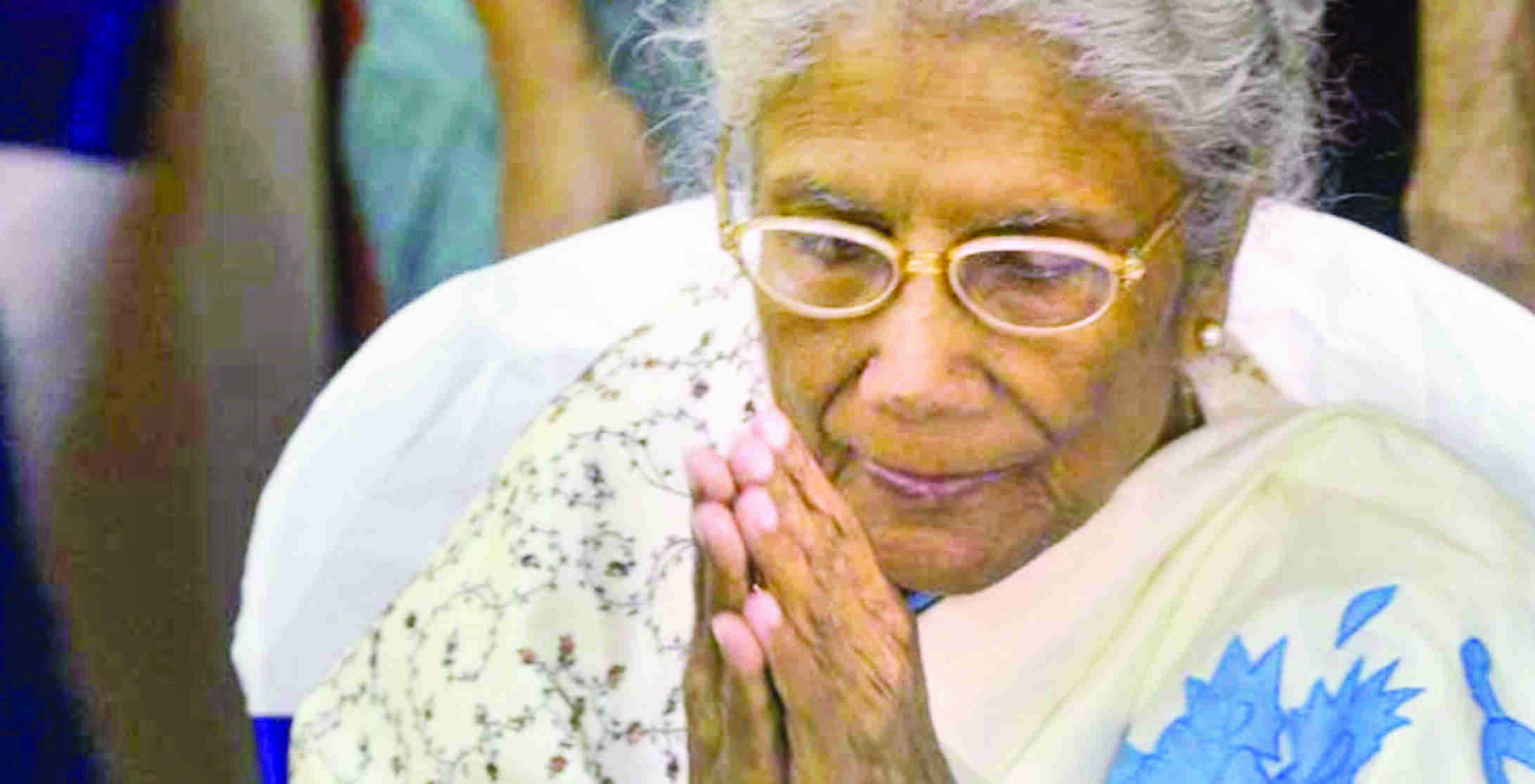 Sandhya Mukherjee critical but stable Sandhya Mukherjee critical but stable