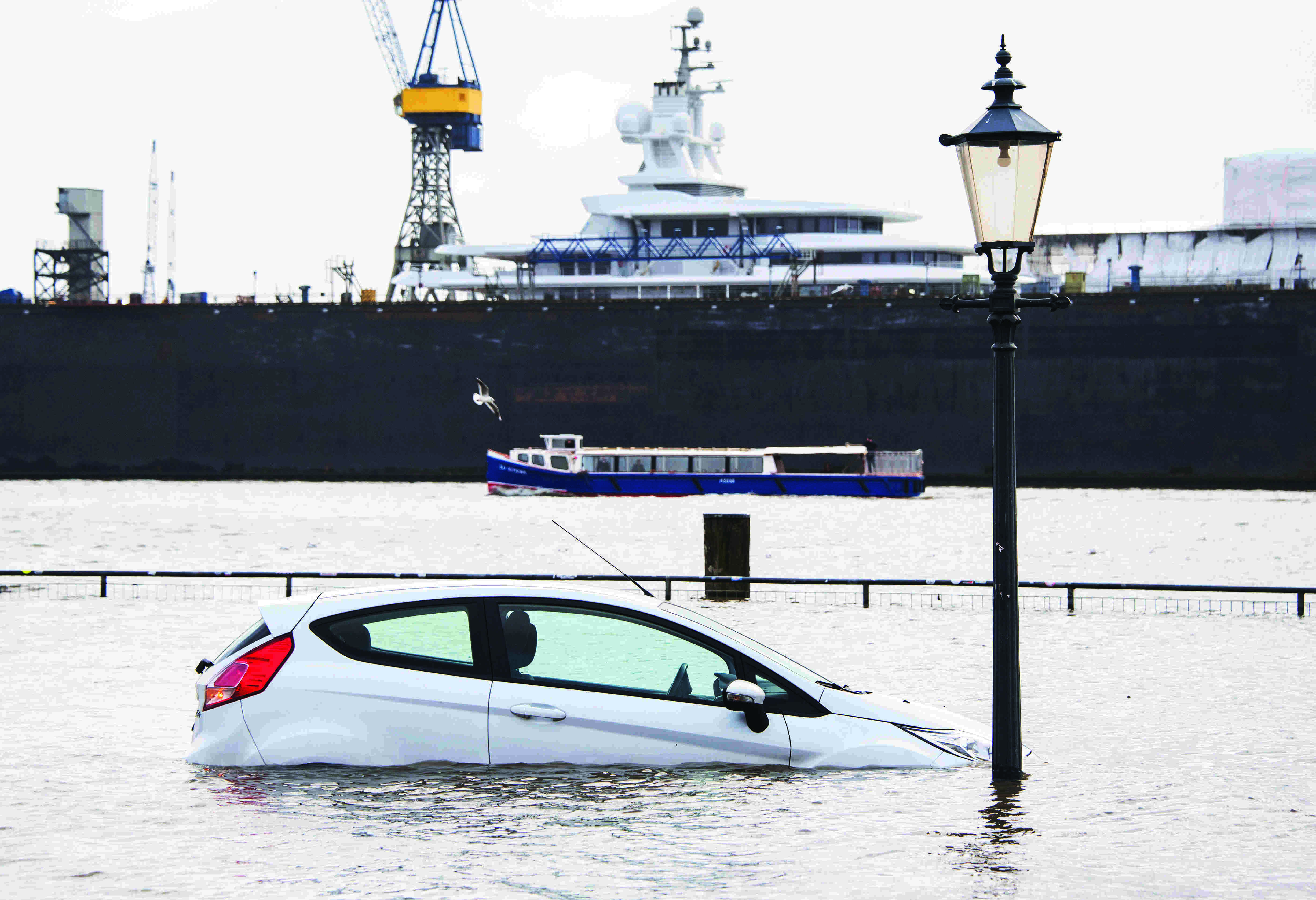 Storm Malik hits northern Europe with force; at least 4 people dead Storm Malik hits northern Europe with force; at least 4 people dead