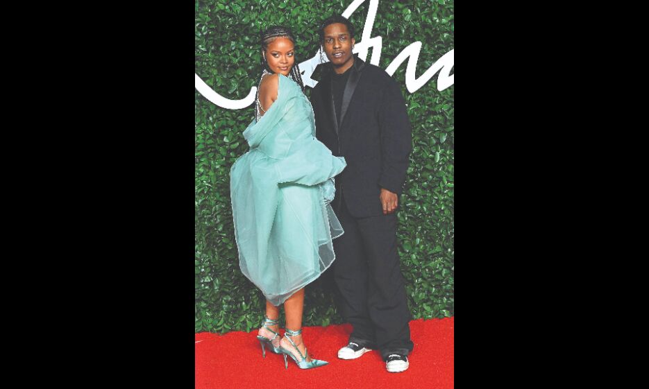 Rihanna, A$AP Rocky expecting their first child