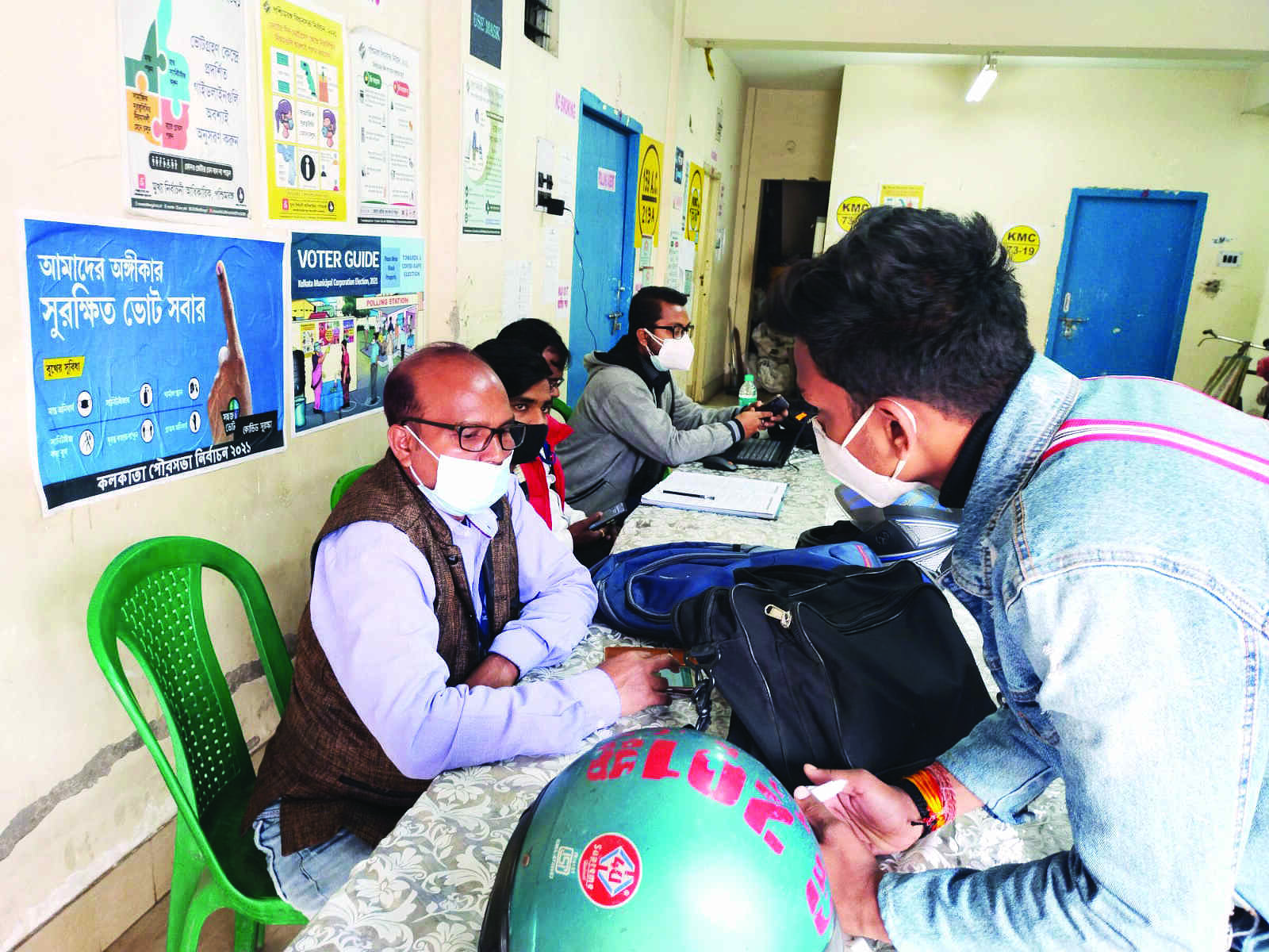 Paray Samadhan: At least 1,22,895 visit over 2K camps in past 2 days