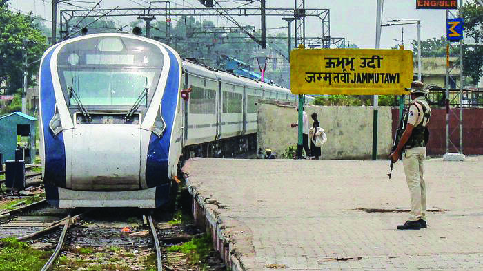 Bombardier, Siemens in race for new Vande Bharat trains; plans for 102 trains on track