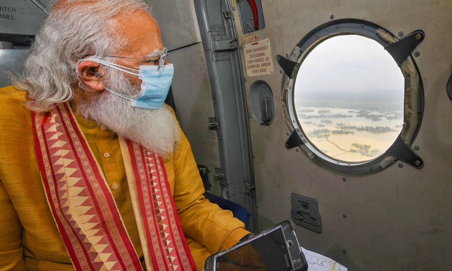 PM Modi arrives in Hyderabad, CM not present at Airport