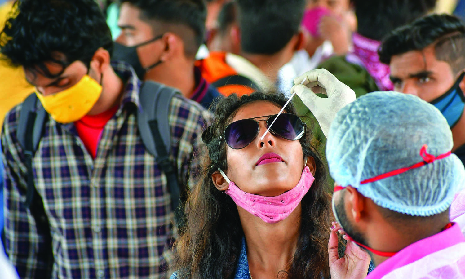 Maha Covid cases drop to 11,394; 68 more die