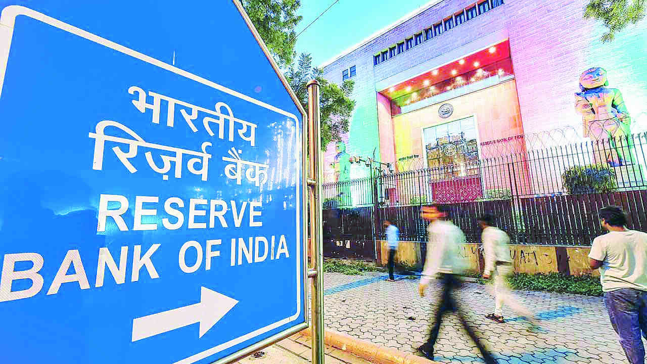 Indias digital currency to debut by early 2023