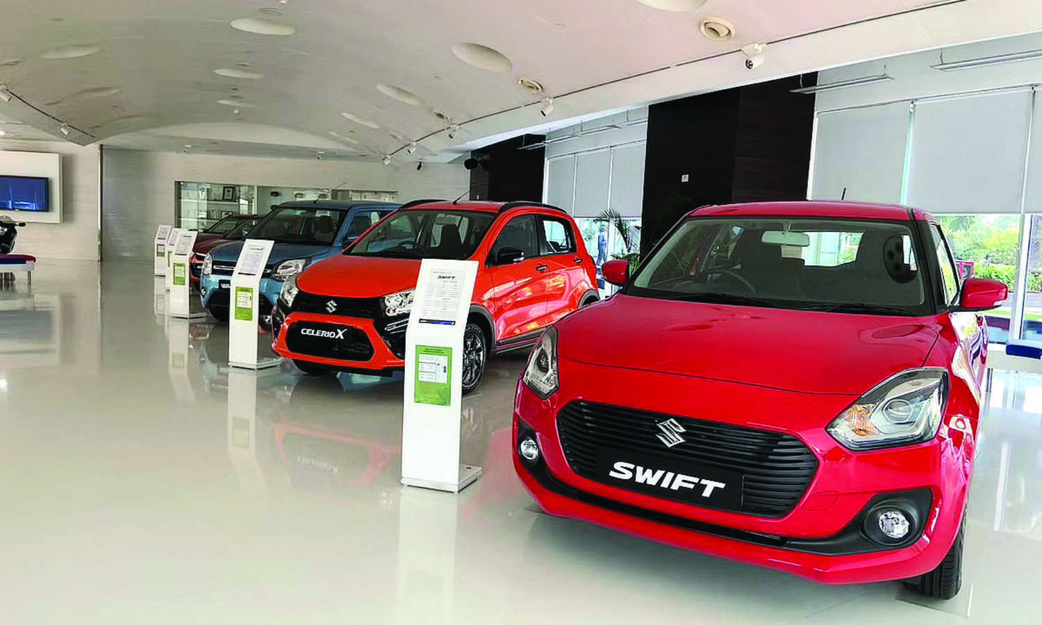PV retail sales fall 10% in January as chip shortage continues, says FADA