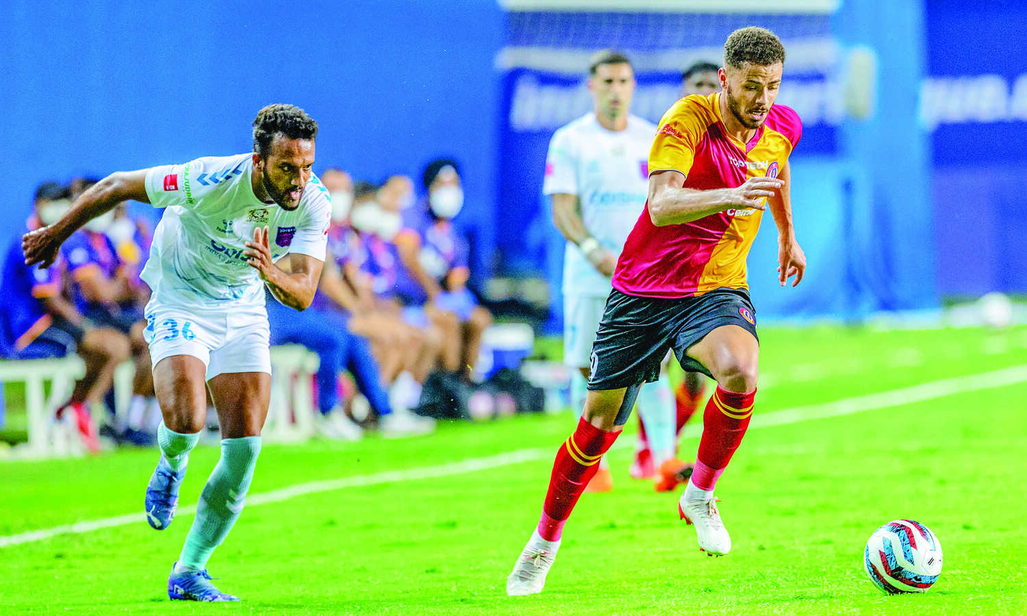 Odisha edge out SC East Bengal 2-1, keep semi-final hopes alive