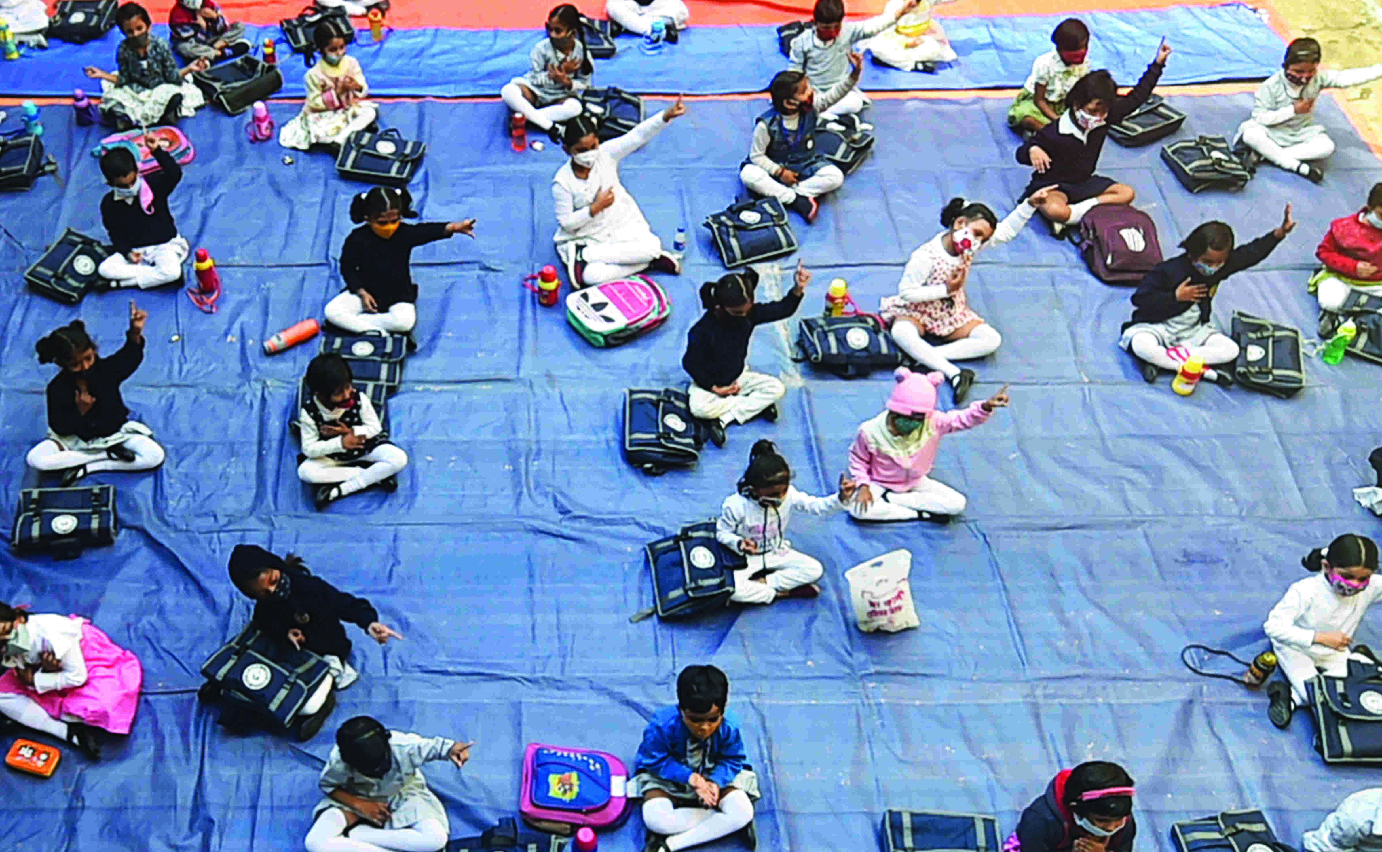 1st day of Paray Shikshalay: About 31L students turn up at 75K centres