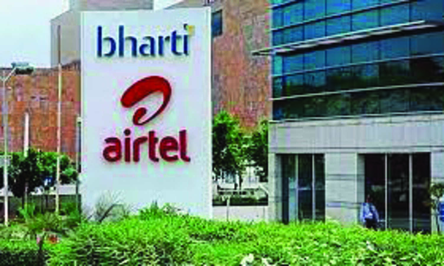 Bharti Airtel Q3 net profit dips 2.8%