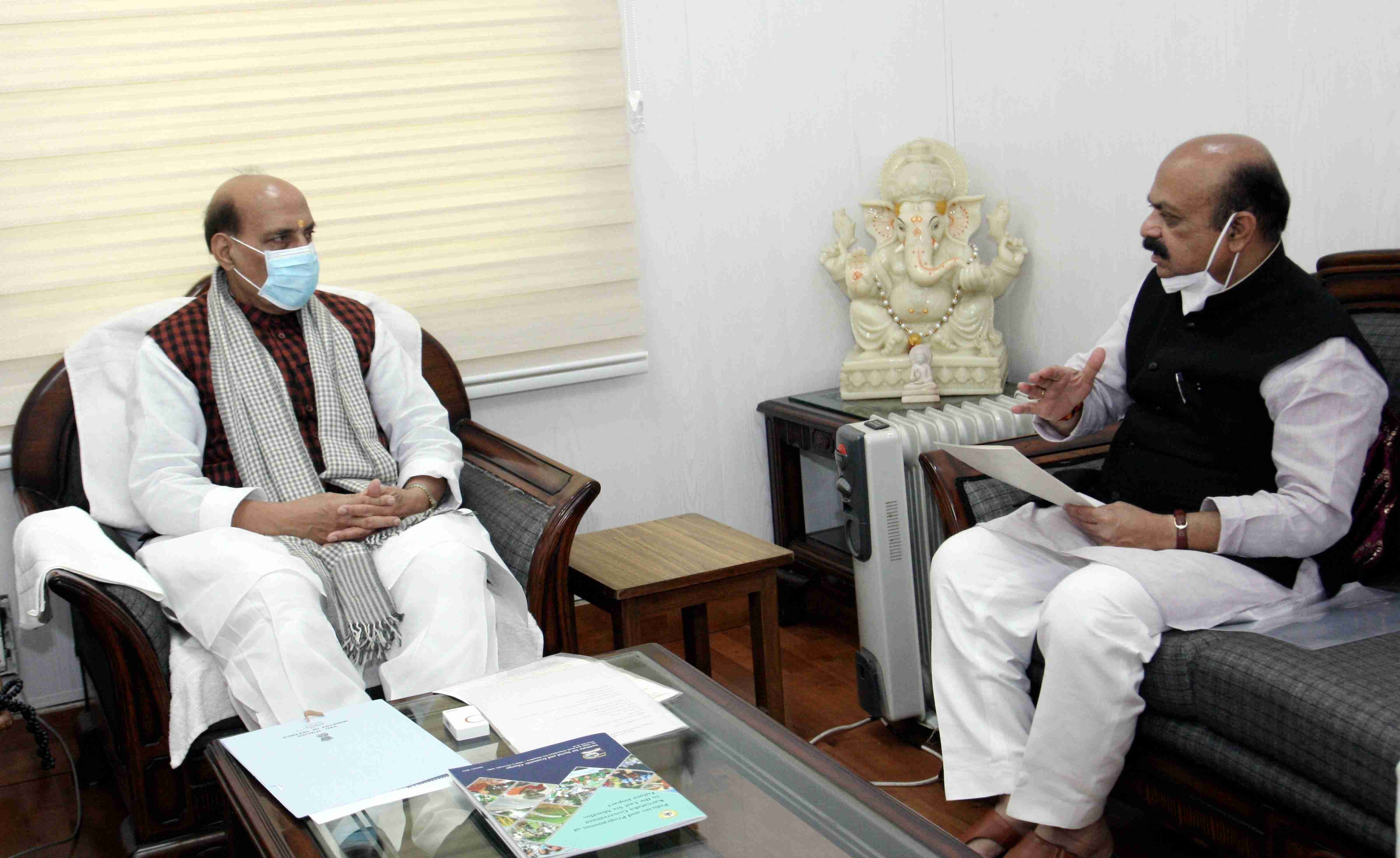 Ktaka CM Bommai calls on Rajnath Singh Ktaka CM Bommai calls on Rajnath Singh