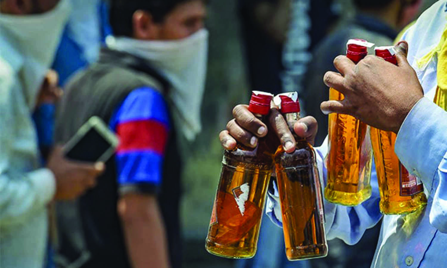 If in non-conforming  areas, liquor stores  can move: Delhi govt