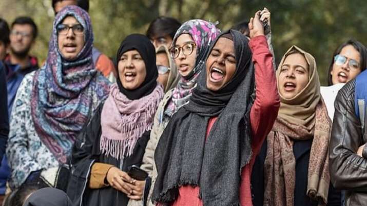 Hijab row: SC says will protect fundamental rights of citizens, take up plea at appropriate time Hijab row: SC says will protect fundamental rights of citizens, take up plea at appropriate time