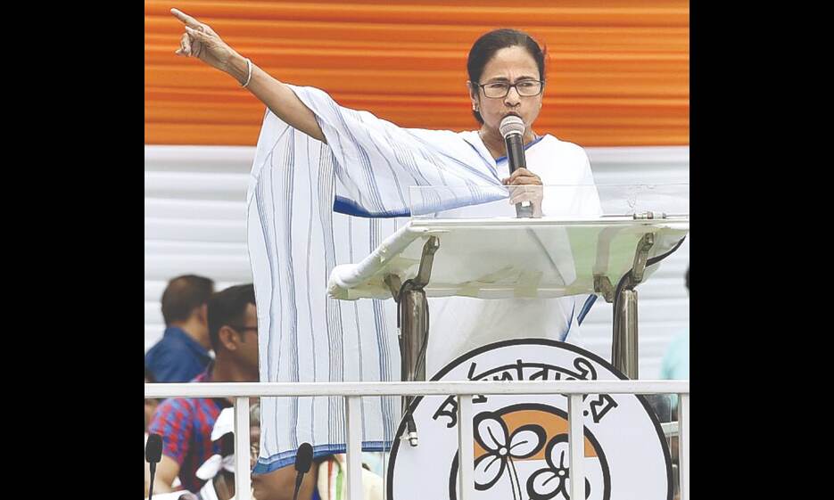 Mamata forms 20-member natl working committee of TMC Mamata forms 20-member natl working committee of TMC