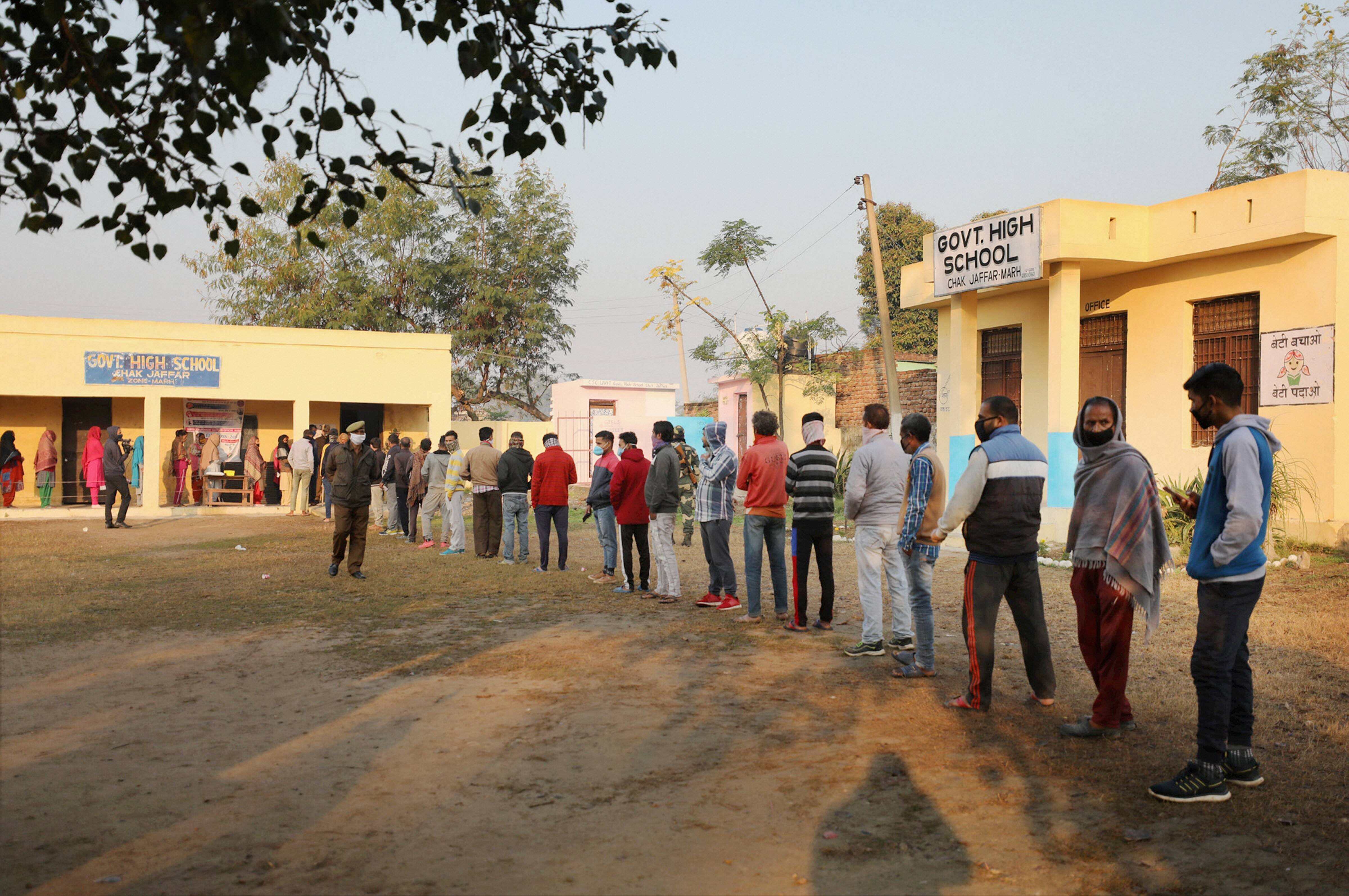 Voting in Goa, Uttarakhand & 55 seats in UP in second phase of Assembly polls today Voting in Goa, Uttarakhand & 55 seats in UP in second phase of Assembly polls today