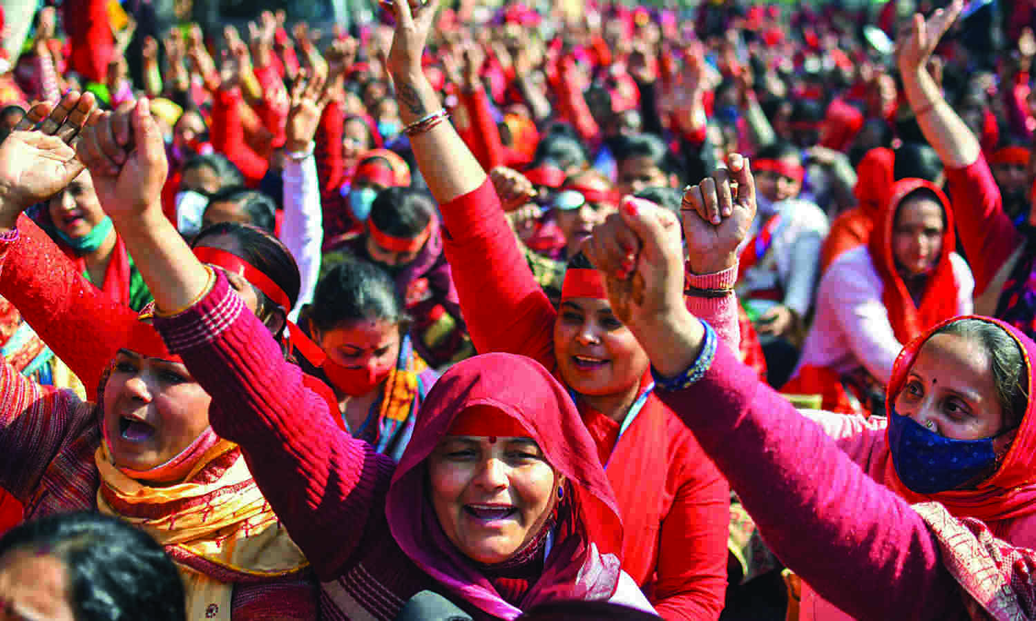 NCW notice to police   after anganwadis say  AAP workers beat them