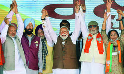 PM Modi slams Congress for Channis Bhaiyas remark PM Modi slams Congress for Channis Bhaiyas remark