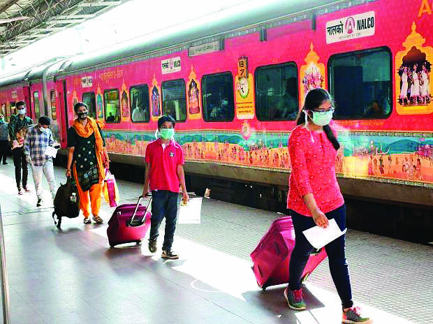 KAVACH: At Rs 550 cr, ER to install train protection warning system for safe trips KAVACH: At Rs 550 cr, ER to install train protection warning system for safe trips