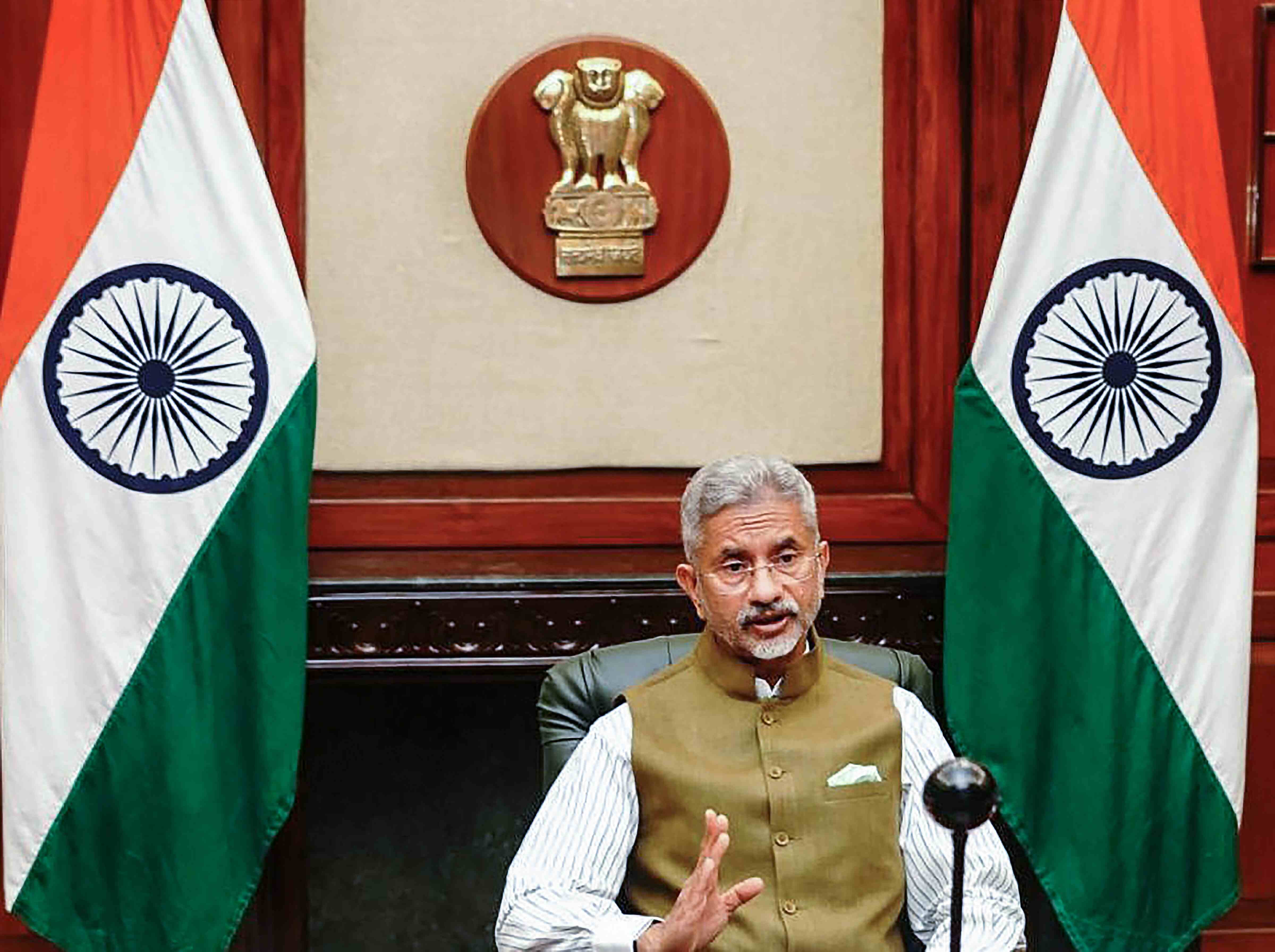 Jaishankar meets counterparts from Bangladesh, South Korea, Czech Republic & EU in Paris
