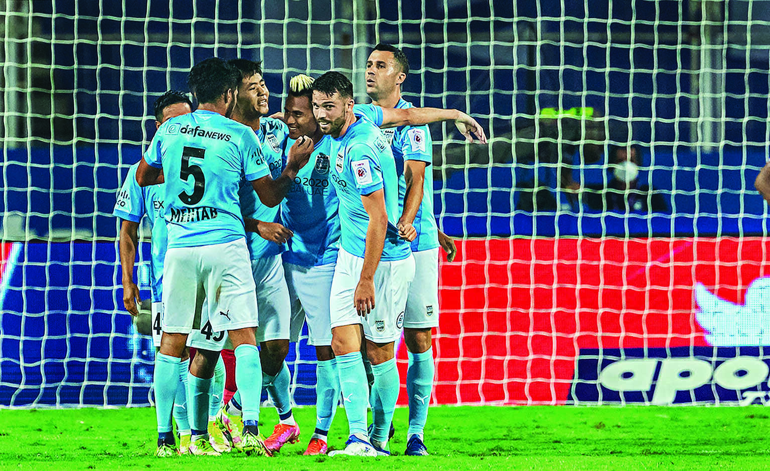 Mumbai City beat East Bengal 1-0 to make top-4 return Mumbai City beat East Bengal 1-0 to make top-4 return