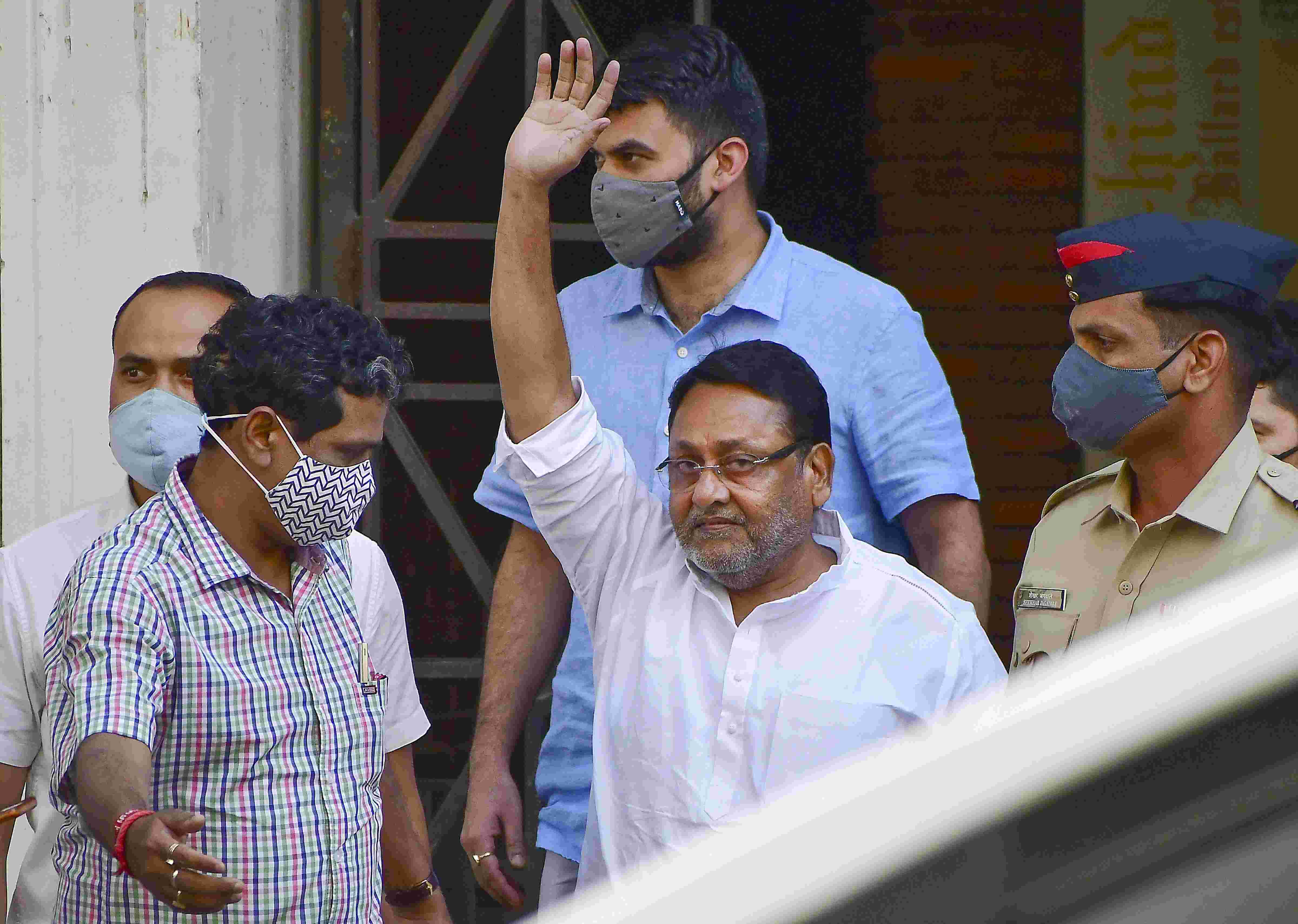 Nawab Malik arrested in PMLA case, says no fear; in ED custody till Mar 3 Nawab Malik arrested in PMLA case, says no fear; in ED custody till Mar 3