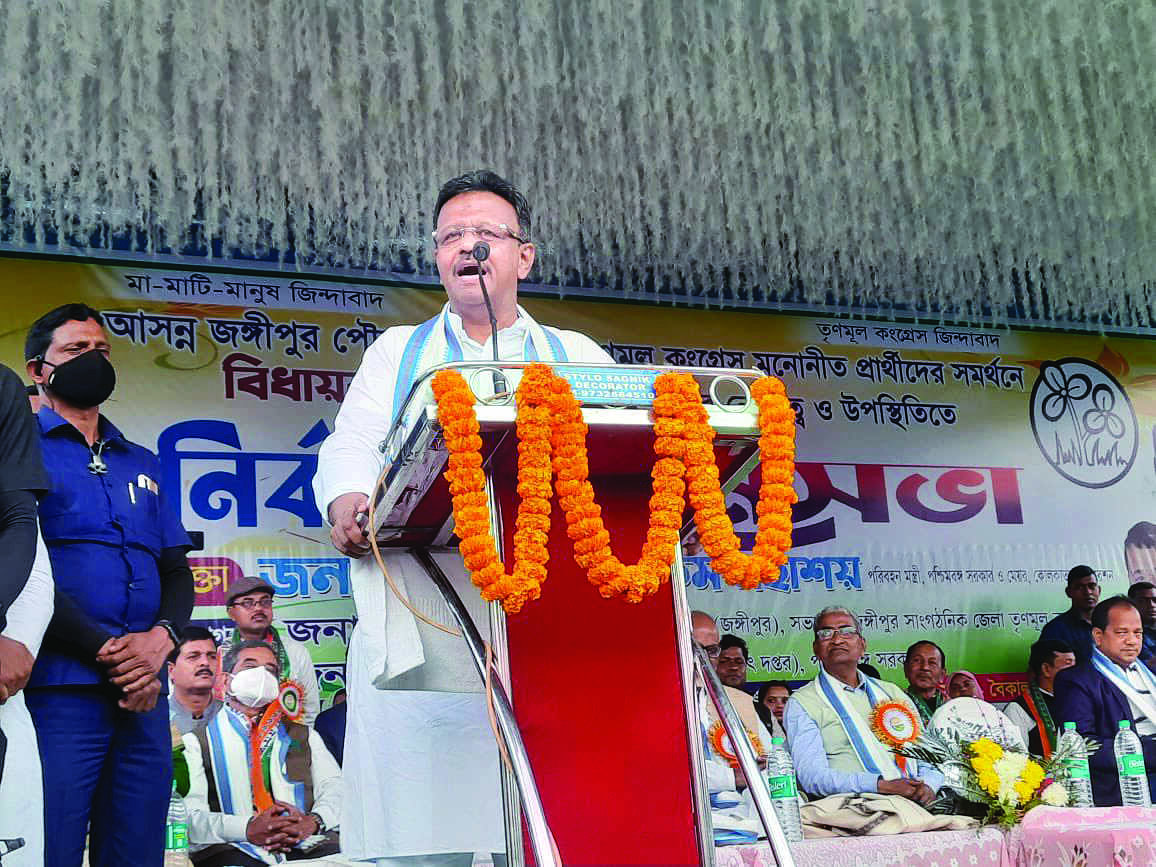 Min asks private bus operators to put up fare charts in vehicles