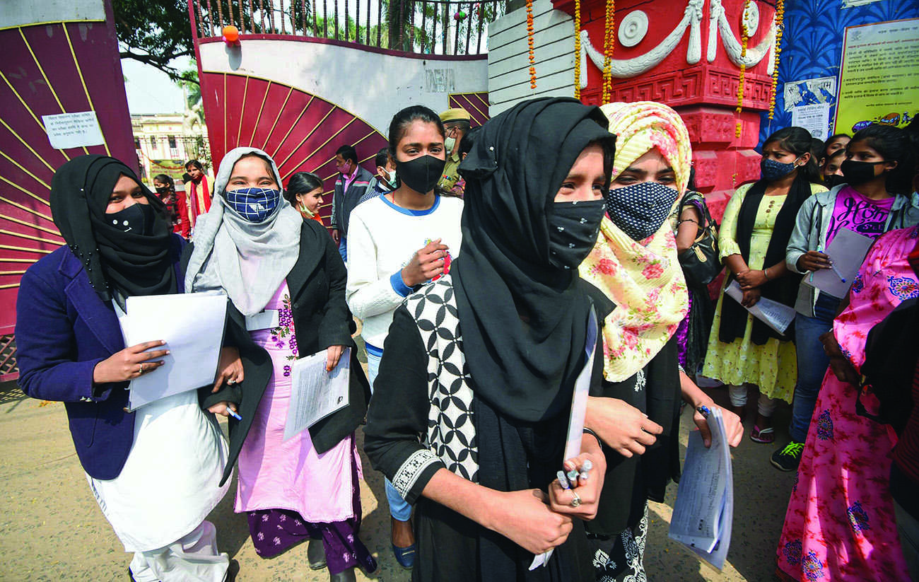 Hijab case: Ktaka submits details of CFI in HC Hijab case: Ktaka submits details of CFI in HC