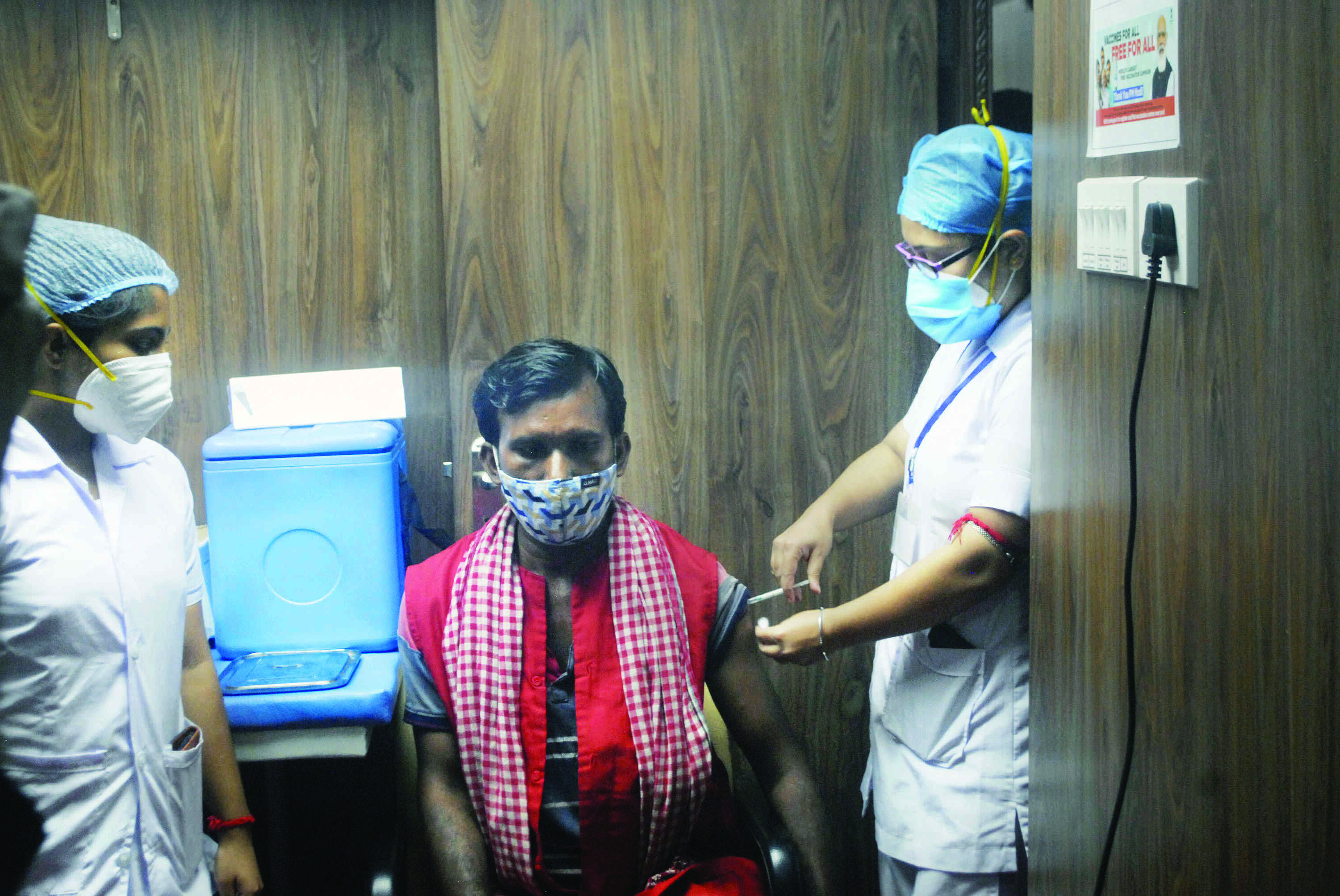Over 12.86 crore doses cumulatively given so far, about 2.61L administered in past 24 hrs Over 12.86 crore doses cumulatively given so far, about 2.61L administered in past 24 hrs