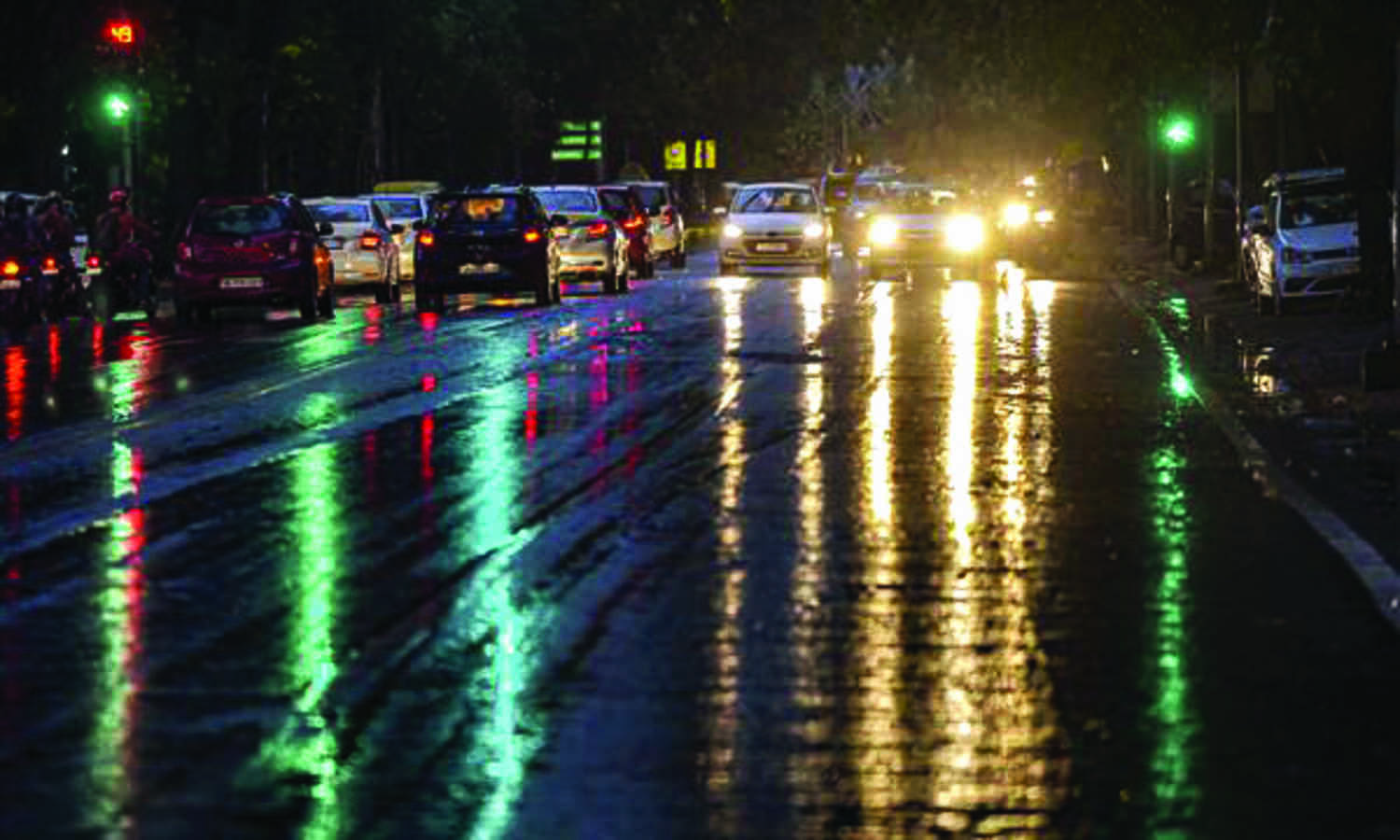 Overnight rain and hailstorm bring down mercury in Delhi
