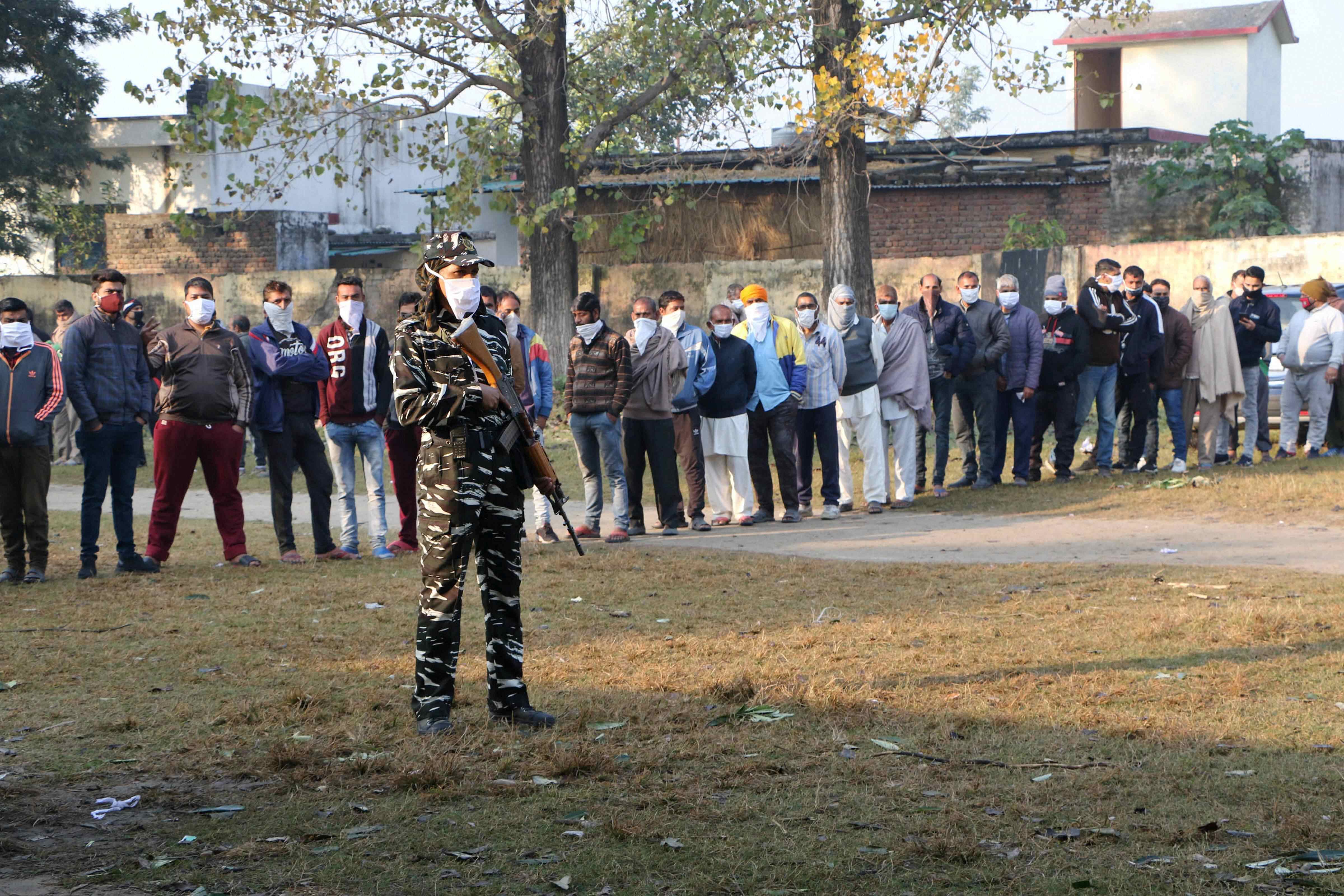Polling ends for 5th phase in UP, 54 pc turnout till 5 pm Polling ends for 5th phase in UP, 54 pc turnout till 5 pm