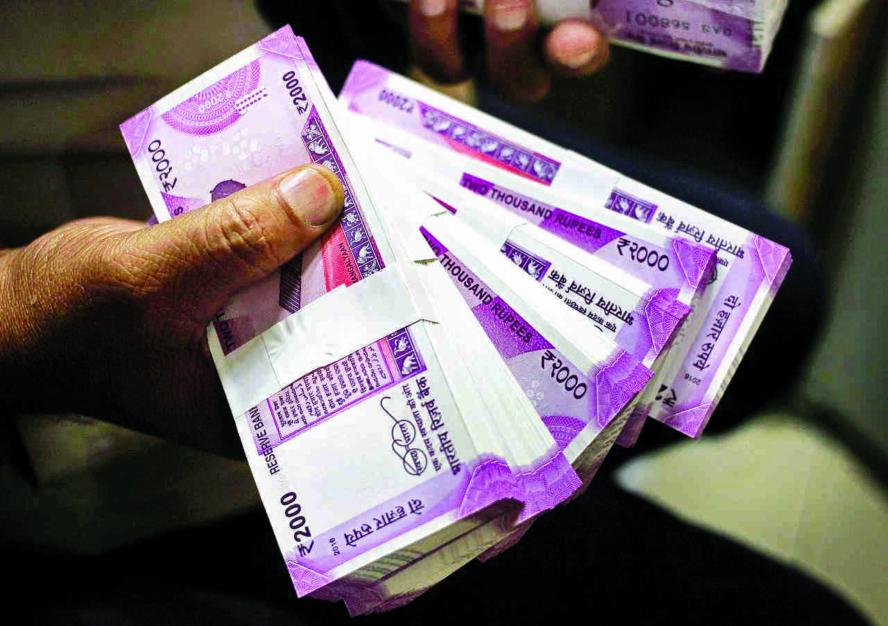 FPIs pull out `35,506 crore in Feb