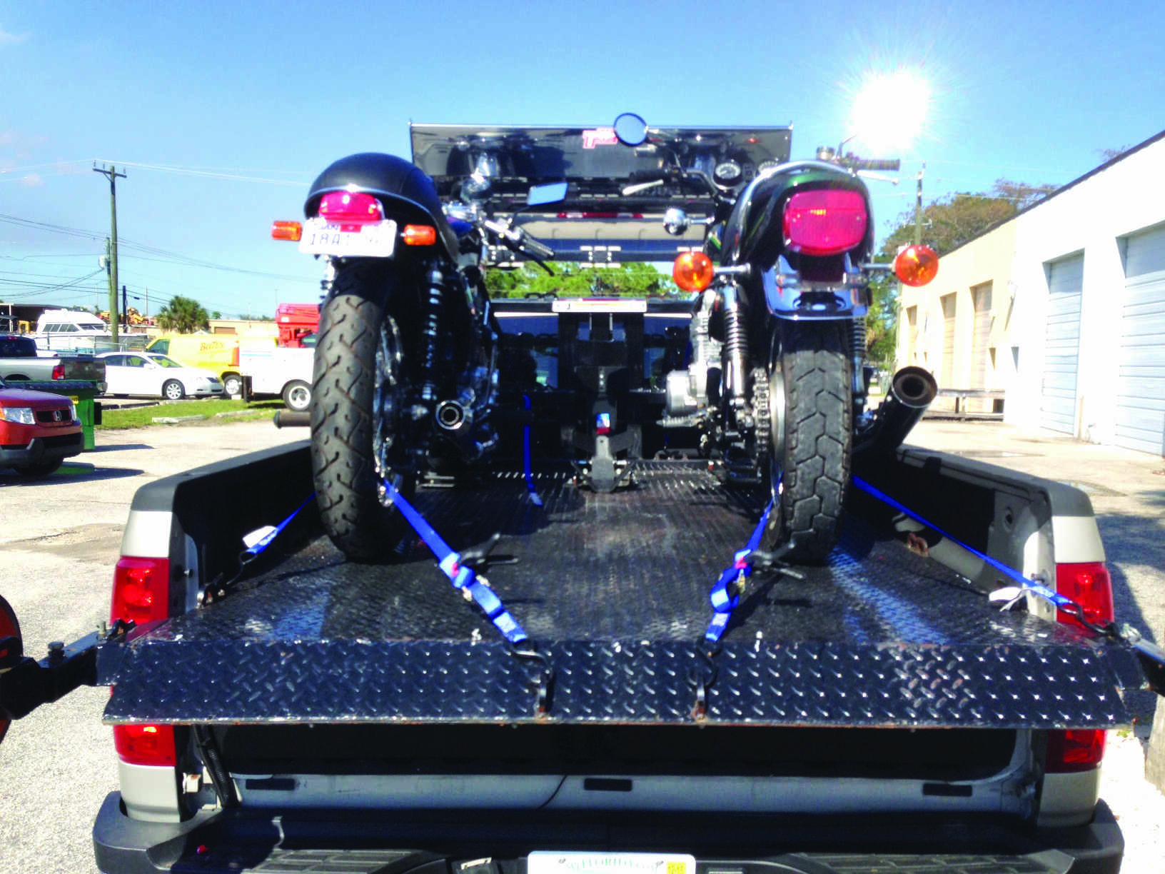 Transport Ministry allows vehicles with max 3 decks to transport 2-wheelers Transport Ministry allows vehicles with max 3 decks to transport 2-wheelers