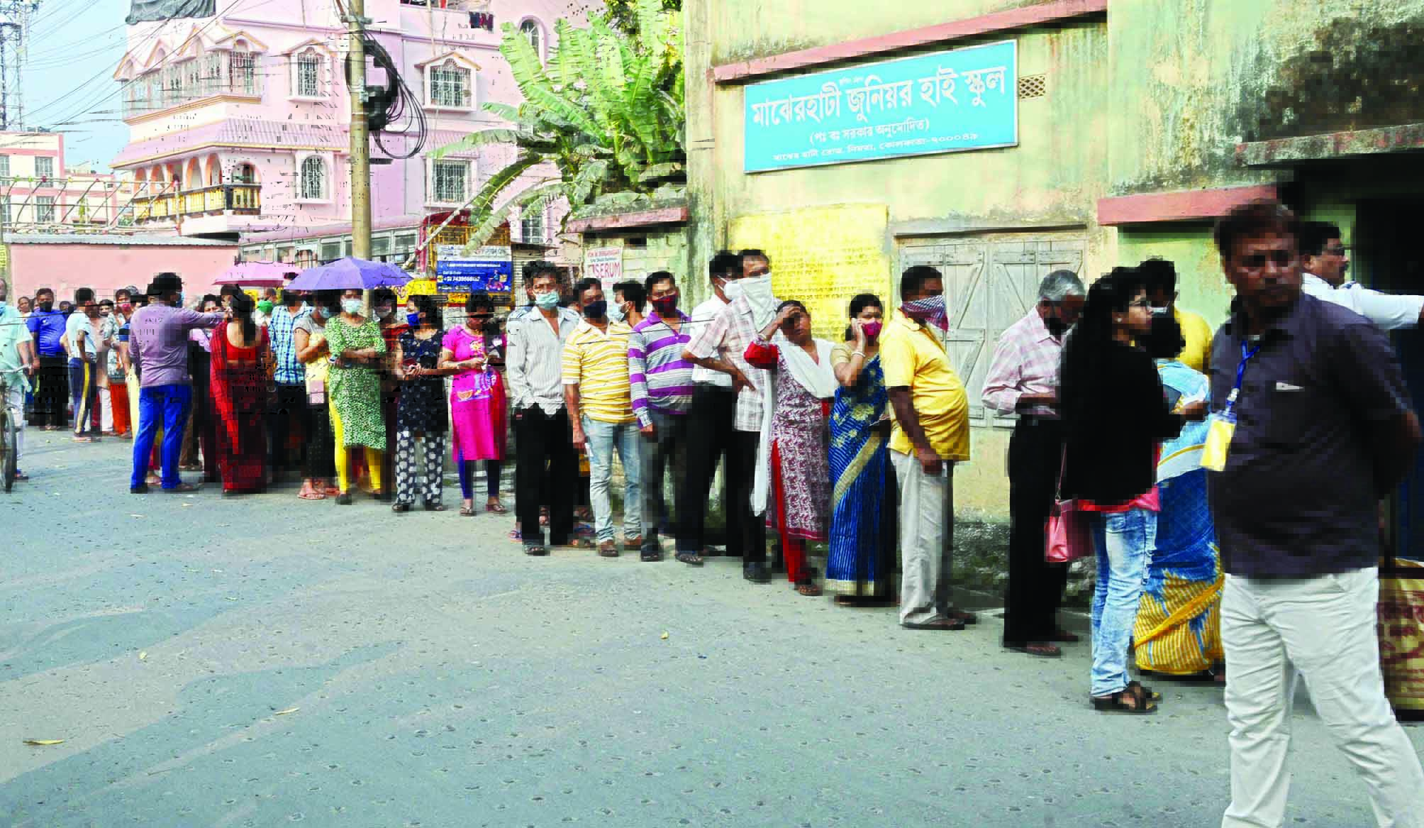 Civic polls largely peaceful; over 76% voter turnout recorded Civic polls largely peaceful; over 76% voter turnout recorded