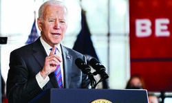 Biden seeks $10 billion for aid to Ukraine Biden seeks $10 billion for aid to Ukraine
