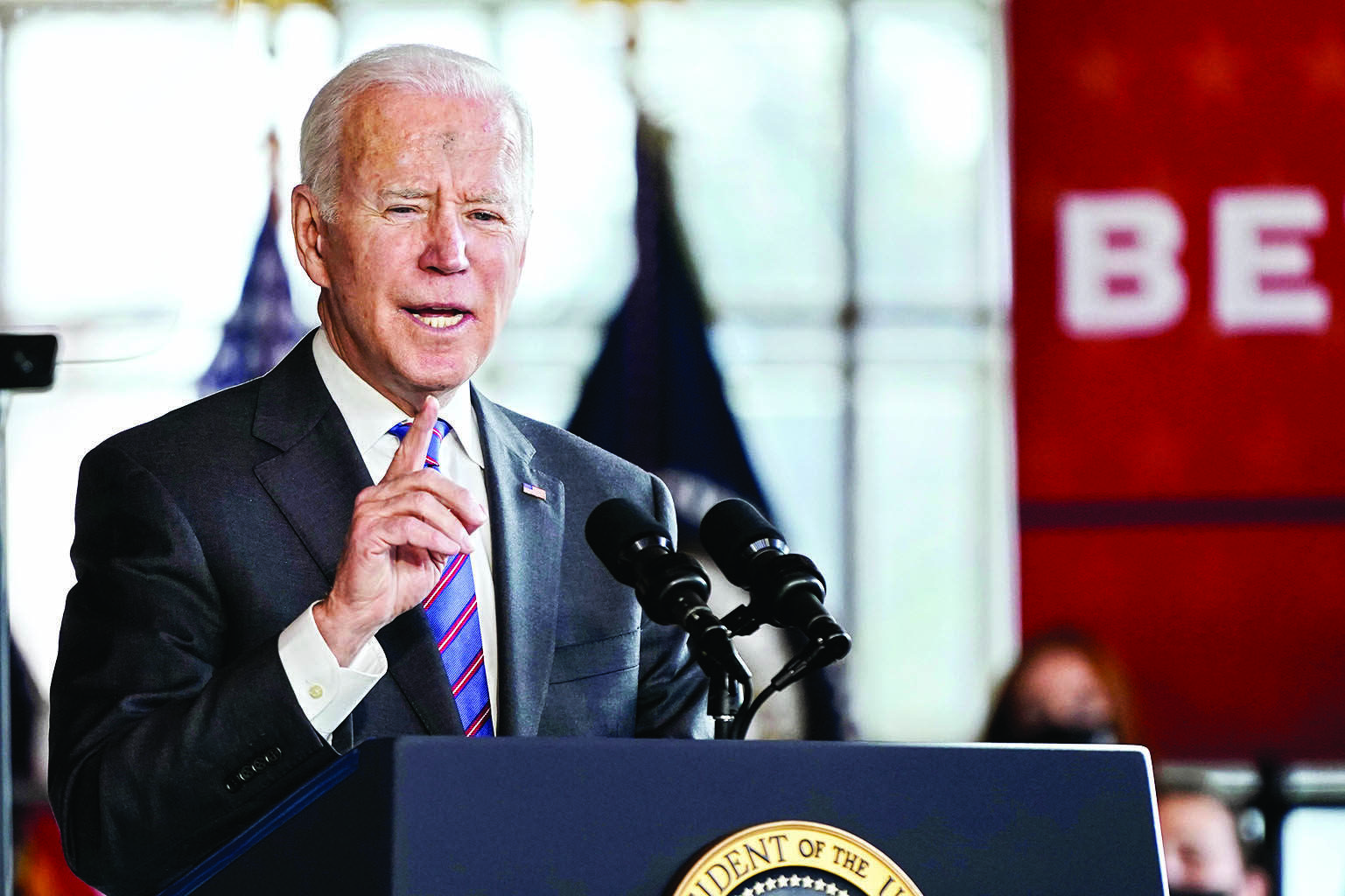 Biden seeks $10 billion for aid to Ukraine Biden seeks $10 billion for aid to Ukraine
