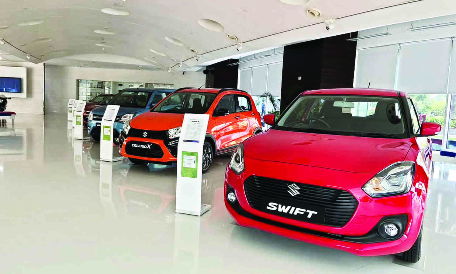 PV retail sales dip 8% in Feb amid chip shortage