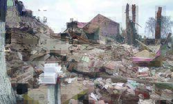 Putin urges not to escalate tension as forces ramp up use of air power