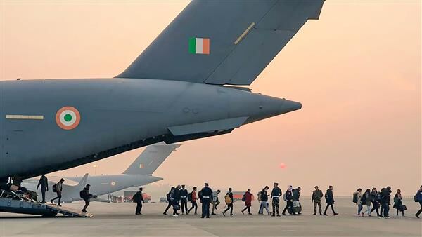 Ukraine war: Aviation Ministry says 11 civilian, 4 IAF flights will bring back Indians on Saturday Ukraine war: Aviation Ministry says 11 civilian, 4 IAF flights will bring back Indians on Saturday