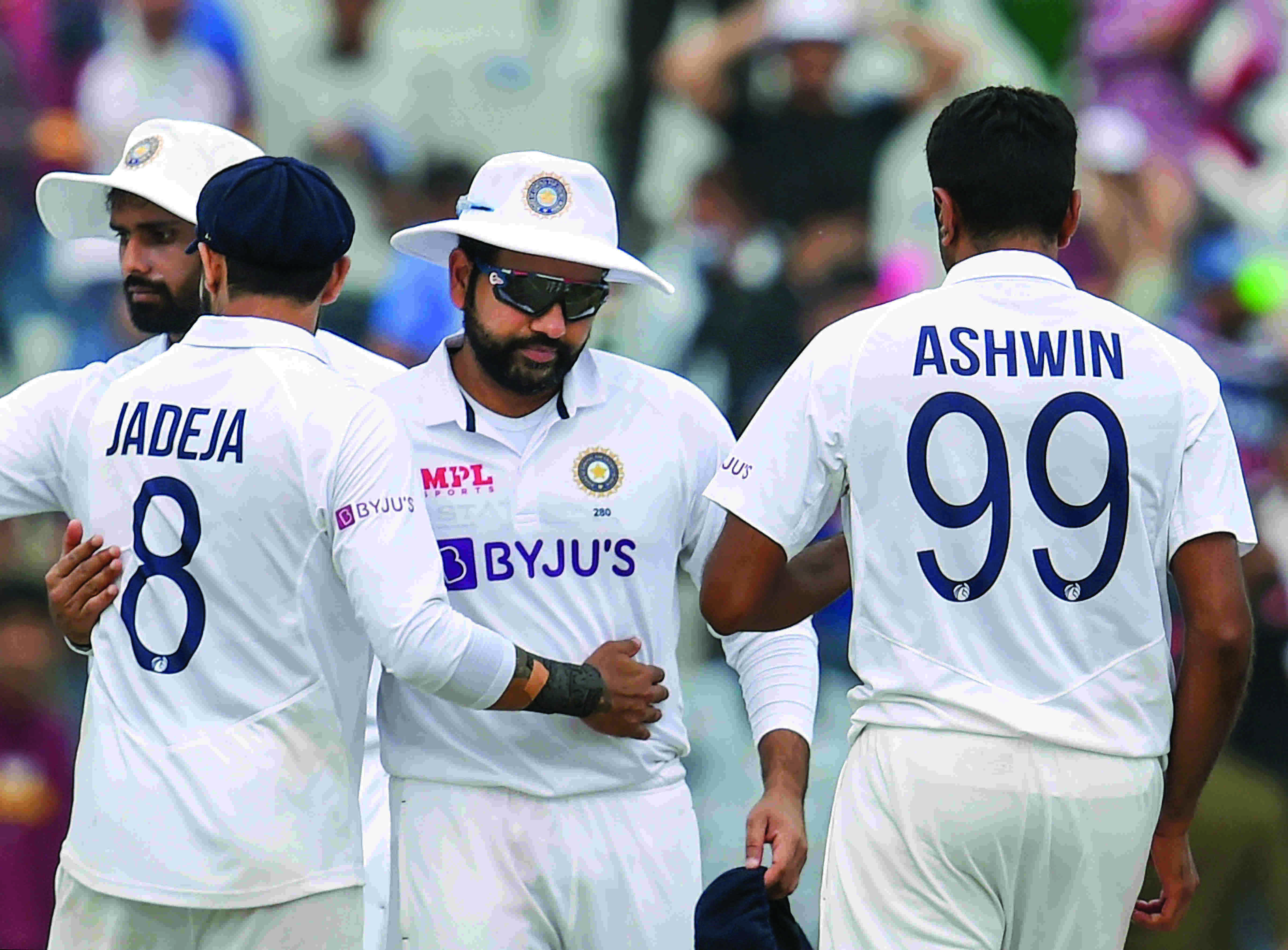 Jadeja and Ashwin wrap it up for India inside 3 days, win by innings & 222 runs