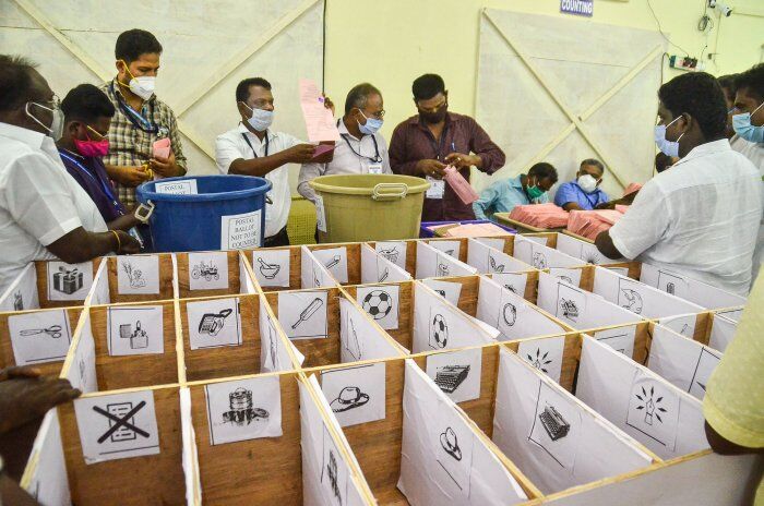 AAP to sweep Punjab, Yogi to retain UP, predict Exit polls AAP to sweep Punjab, Yogi to retain UP, predict Exit polls