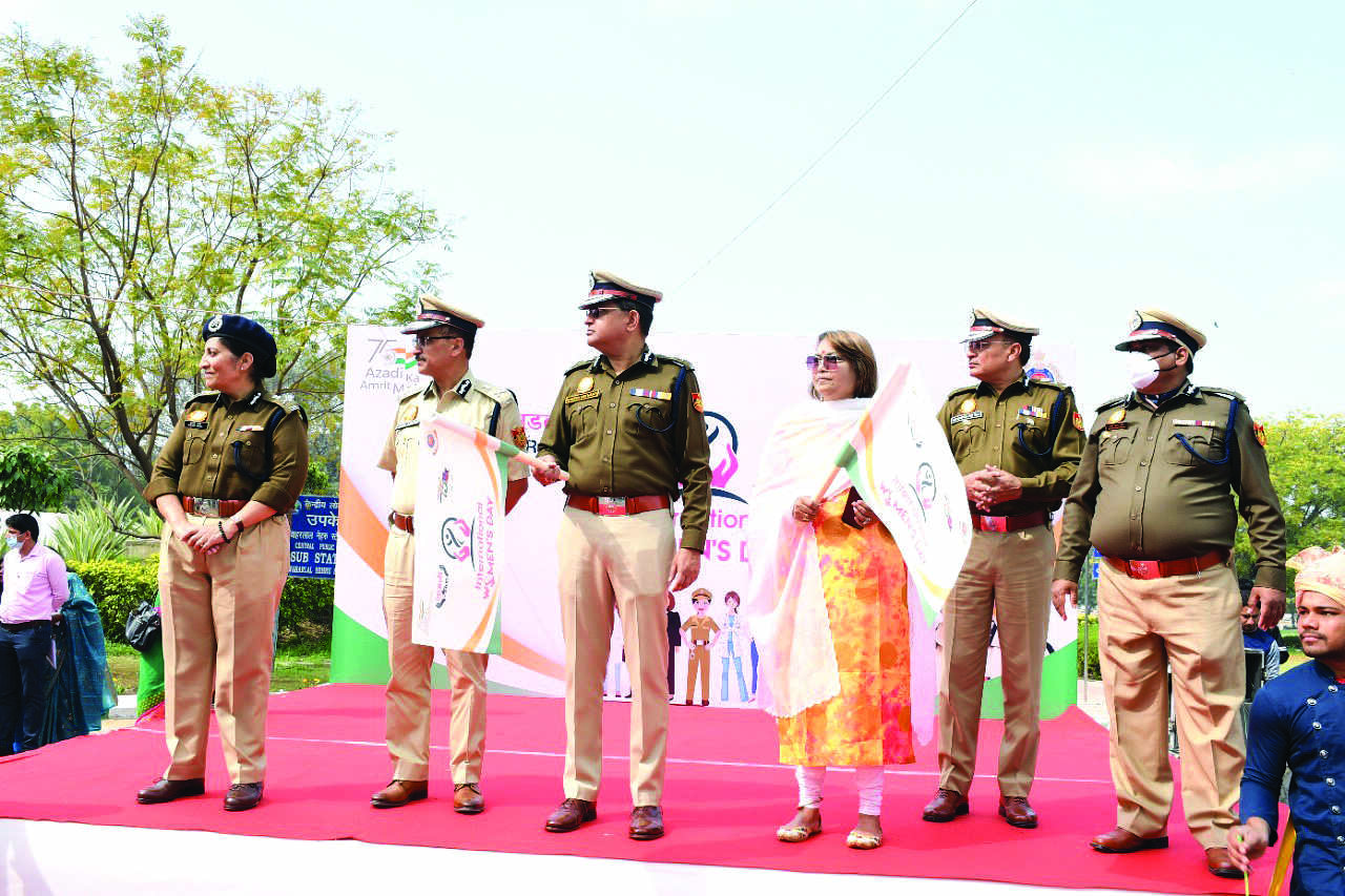 Delhi Police chief reiterates commitment to increase women in force to 25% by 2025 Delhi Police chief reiterates commitment to increase women in force to 25% by 2025