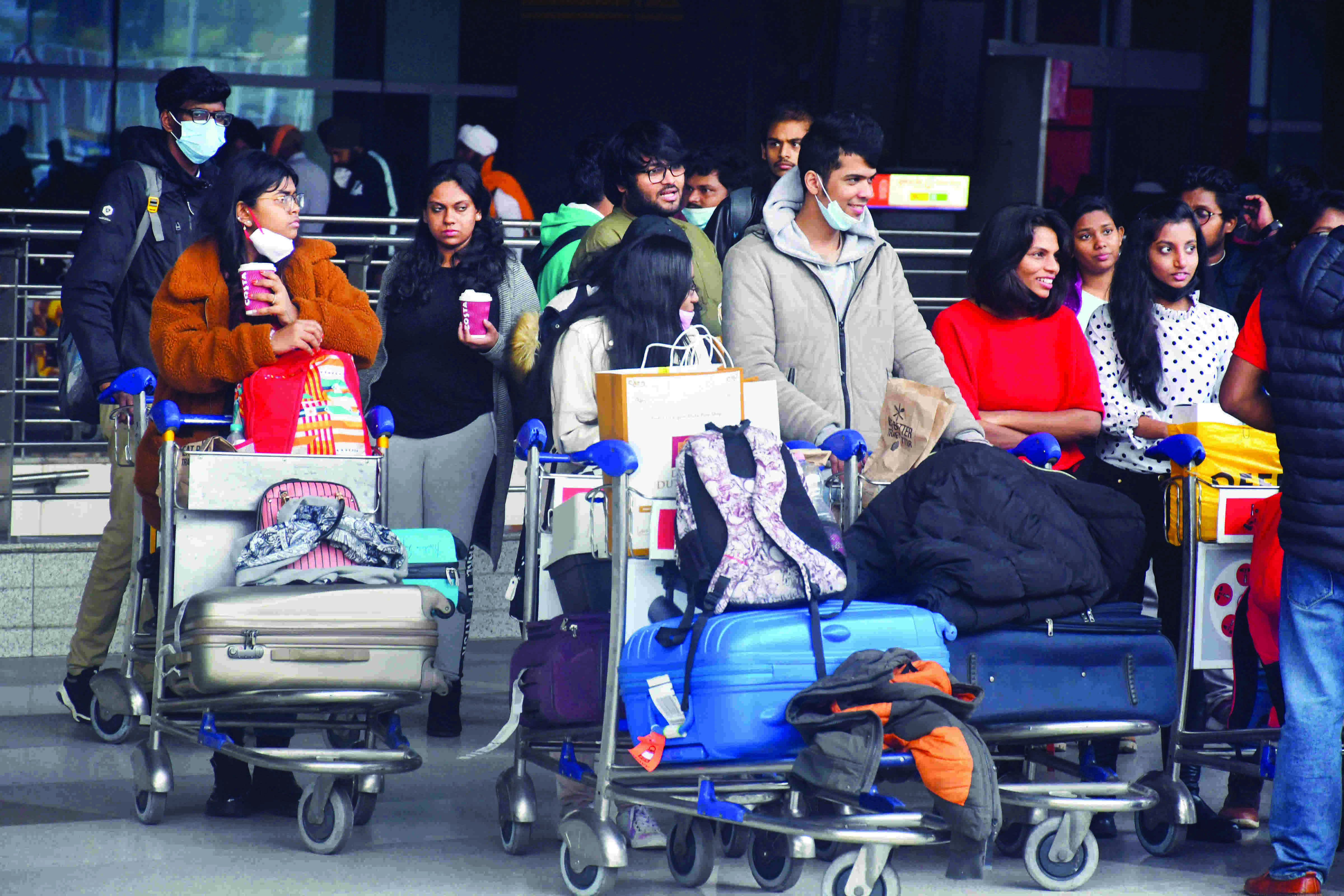 Losing willpower, feeling demoralised: Another day of despair for stranded Indians in Sumy Losing willpower, feeling demoralised: Another day of despair for stranded Indians in Sumy