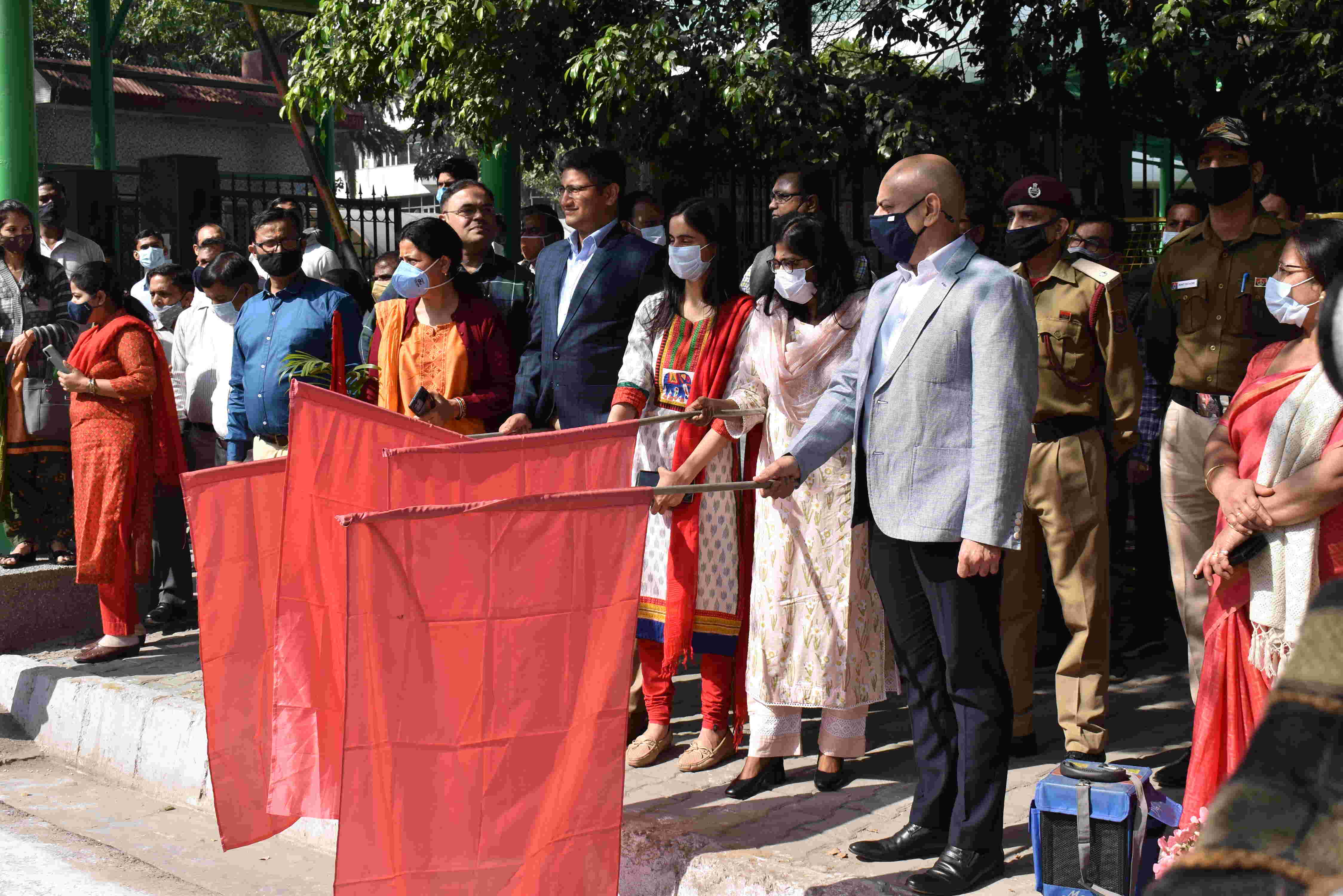 East MCD holds Swachh Pink Marathon