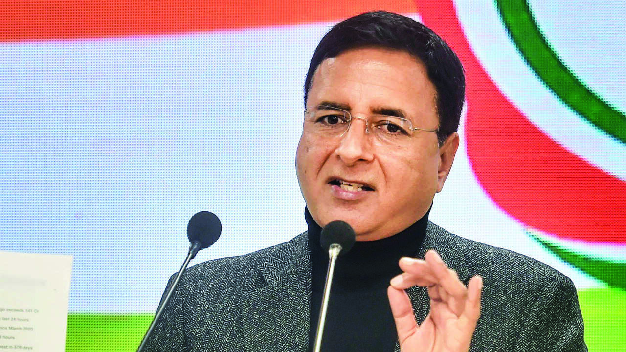 Accept peoples mandate, will introspect: Congress