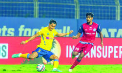ISL: Sahal goal helps Kerala take upper hand over Jamshedpur ISL: Sahal goal helps Kerala take upper hand over Jamshedpur