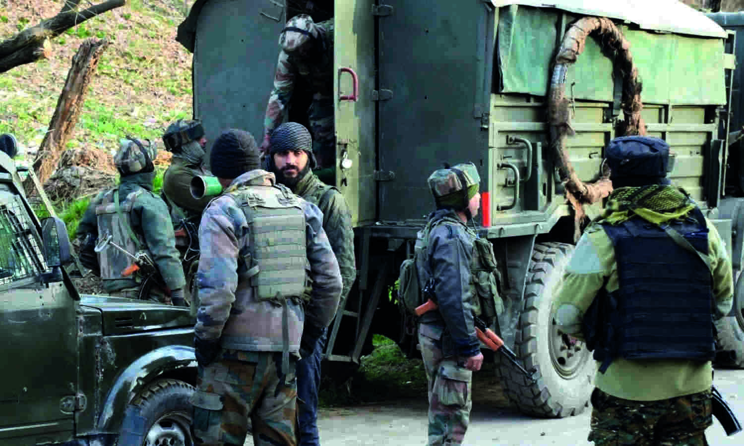 Pak commander of JeM among 4 terrorists killed