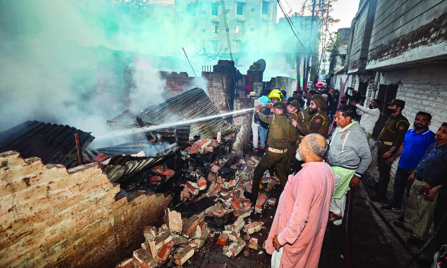 4 dead as fire breaks out in Jammu building, rescue operation on
