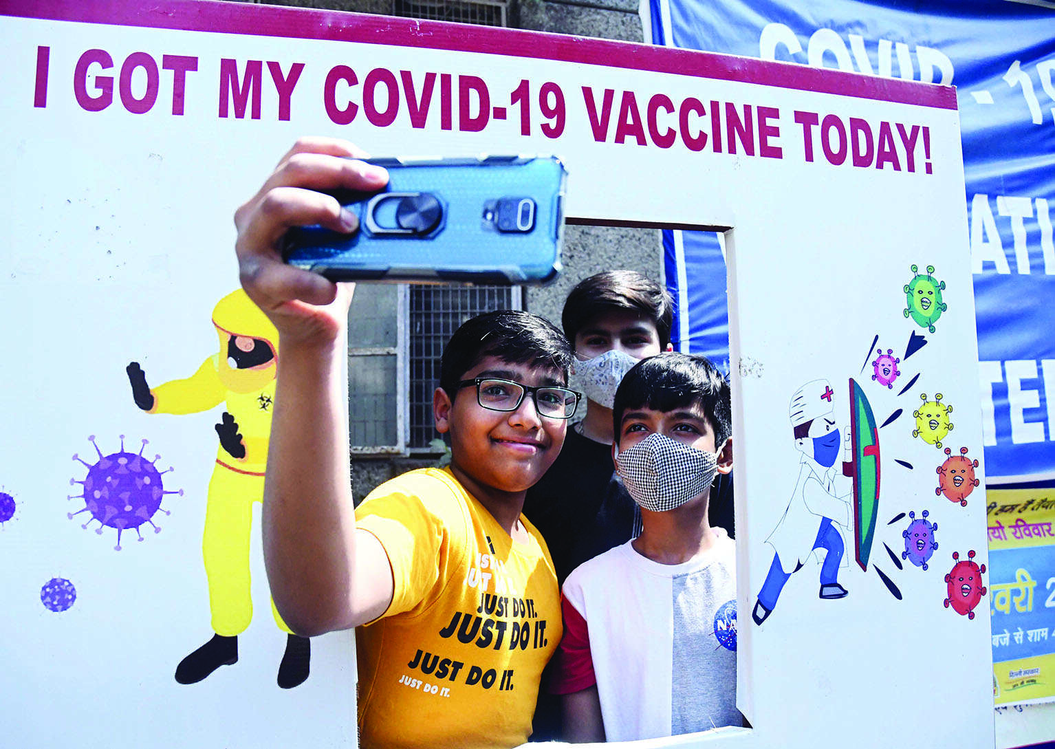 Over 3 lakh doses of Covid vaccine given to children aged 12-14 yrs on day 1