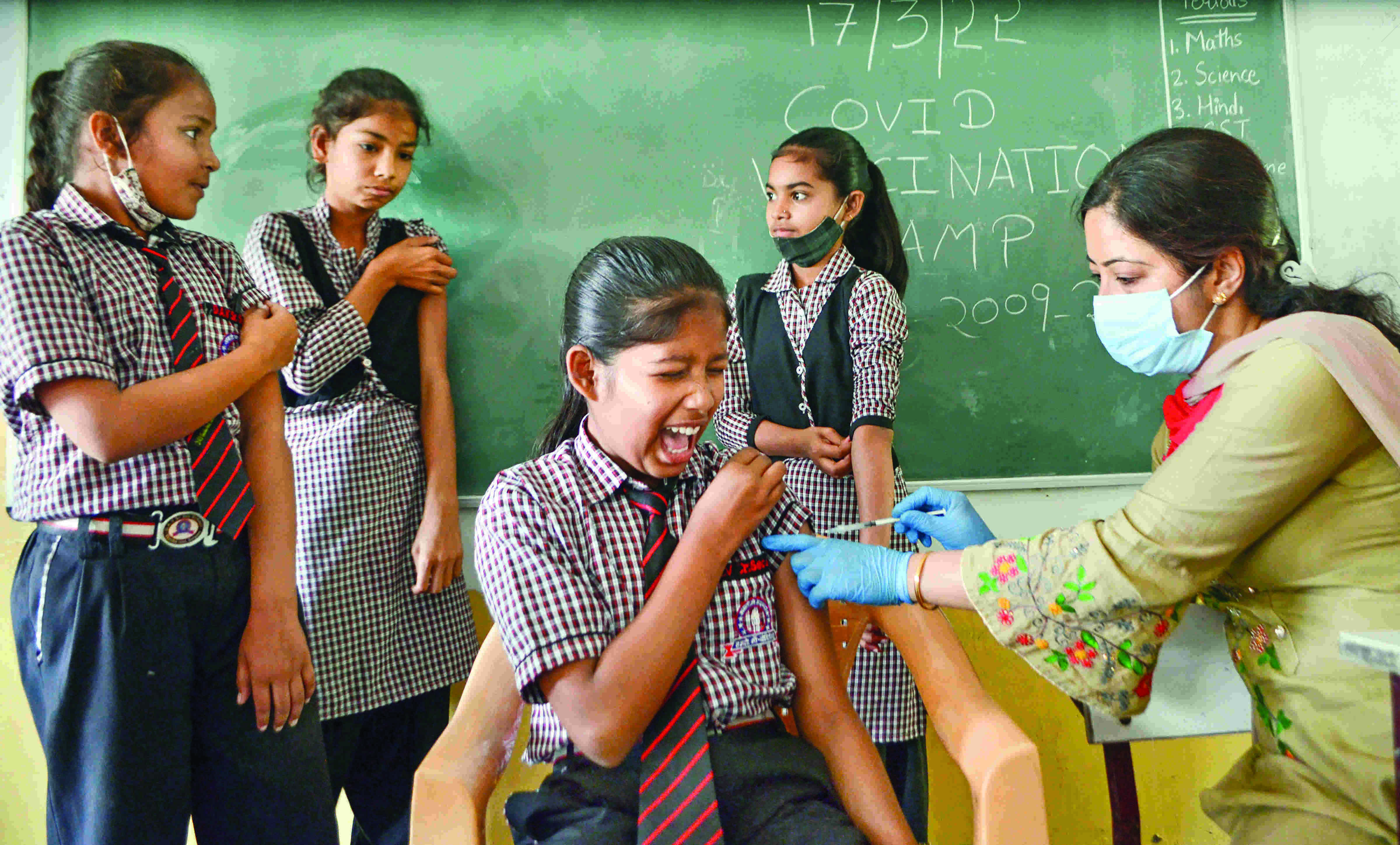 Over 180.95 cr Covid vaccine doses administered in India: Govt Over 180.95 cr Covid vaccine doses administered in India: Govt
