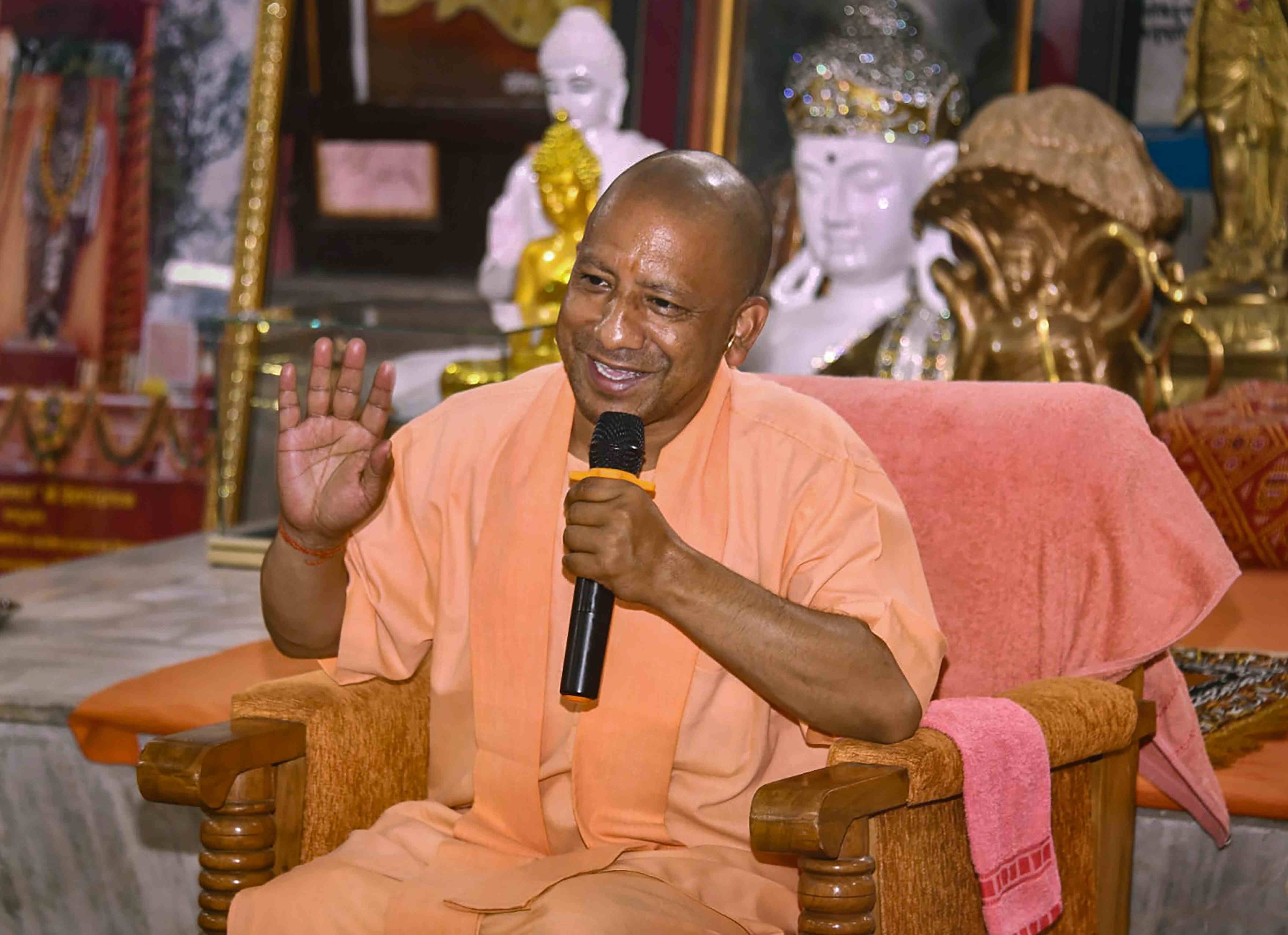 Grand swearing-in ceremony of BJP govt in Uttar Pradesh on March 25